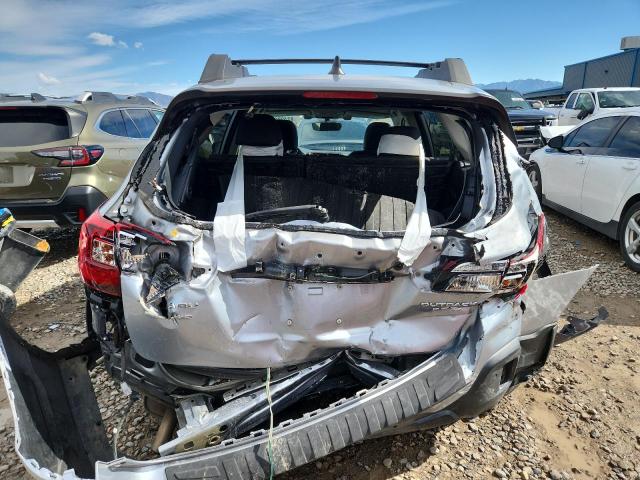 2018 SUBARU OUTBACK 3. 4S4BSENC7J3224901