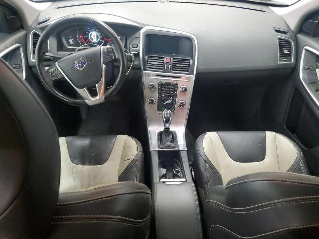 2017 VOLVO XC60 T5 DYNAMIC - YV440MDR6H2070097