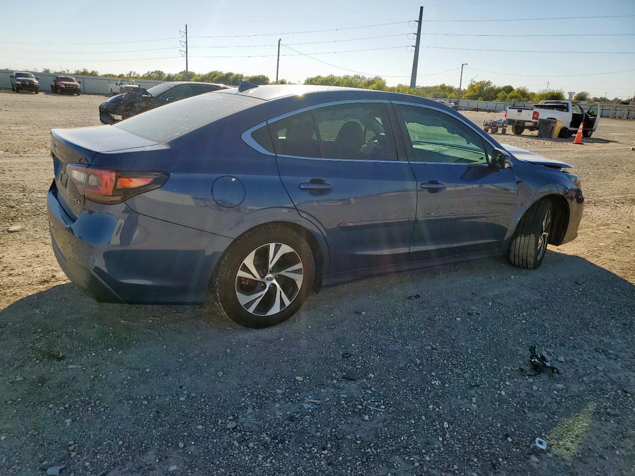 SUBARU LEGACY PREMIUM