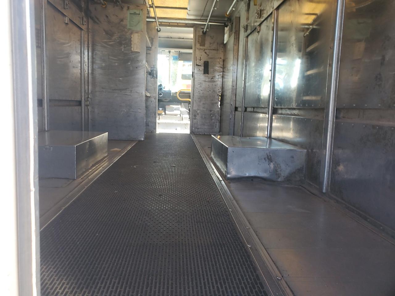 Lot #3290118263 2003 FREIGHTLINER CHASSIS M