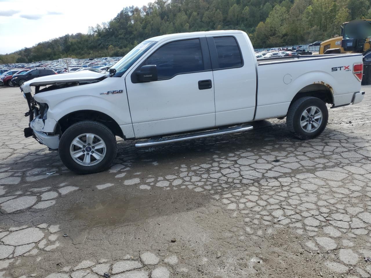 FORD F-150 SUPER CAB