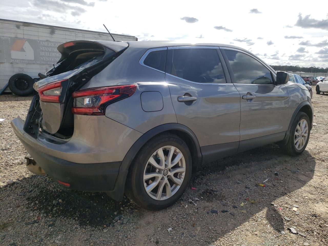 NISSAN ROGUE SPORT S