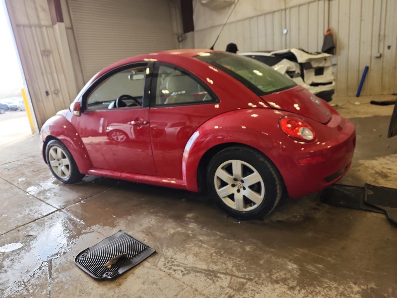 Lot #3279943630 2007 VOLKSWAGEN NEW BEETLE
