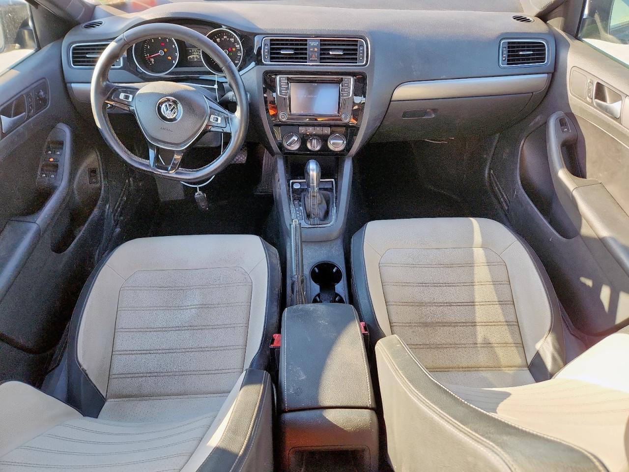 VOLKSWAGEN JETTA SPORT