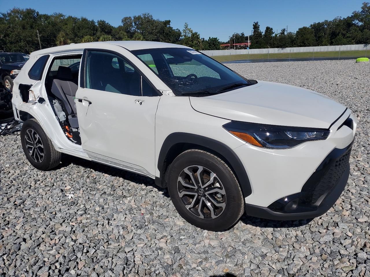 TOYOTA COROLLA CROSS SE