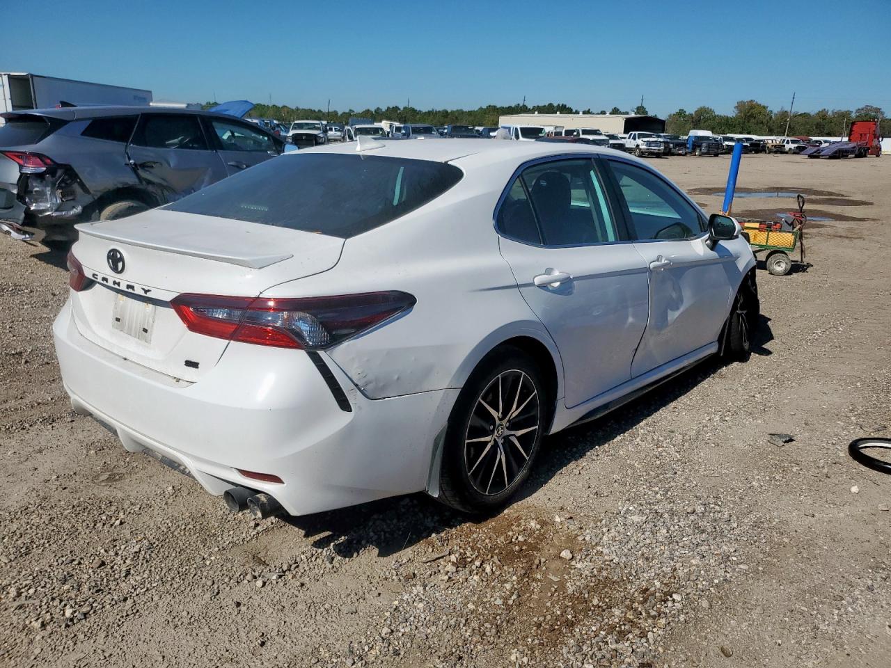 TOYOTA CAMRY SE NIGHT SHADE