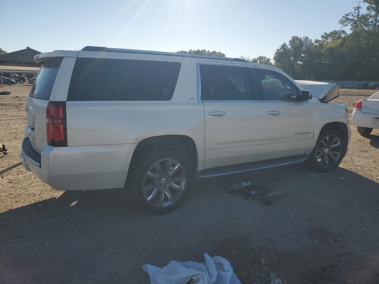 CHEVROLET SUBURBAN C1500 LTZ