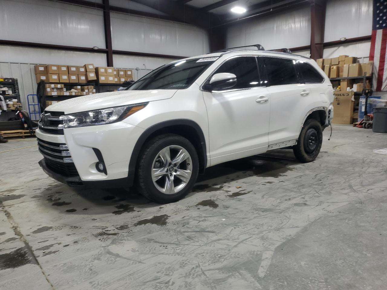 TOYOTA HIGHLANDER LIMITED