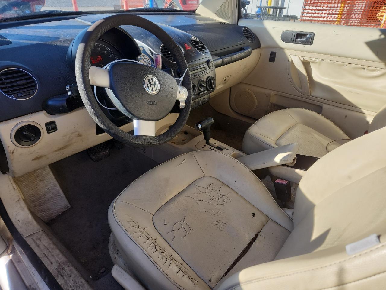 Lot #3284924951 2007 VOLKSWAGEN NEW BEETLE