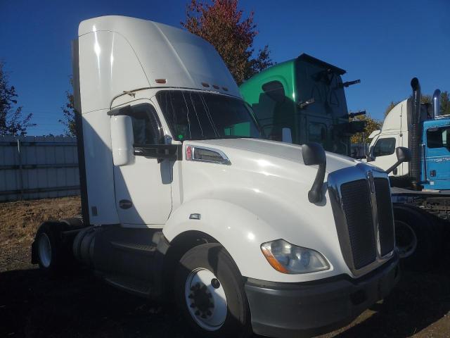 Global Auto Auctions: 2016 KENWORTH T680