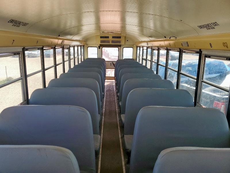 2010 IC CORPORATION 3000 CE #3305403313