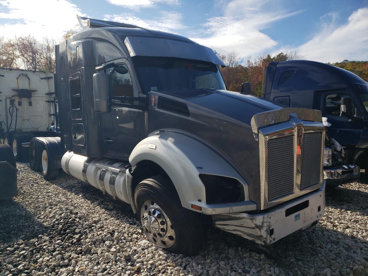 Lot #3297956789 2016 KENWORTH T880