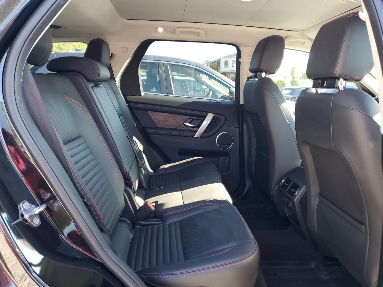 LAND ROVER DISCOVERY SE R-DYNAMIC