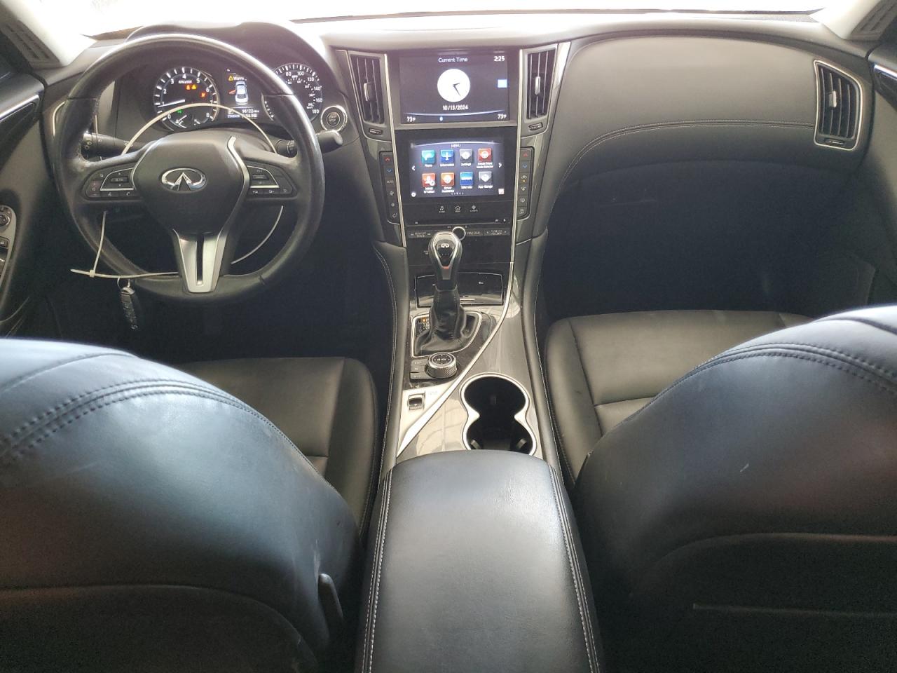 INFINITI Q50 PURE
