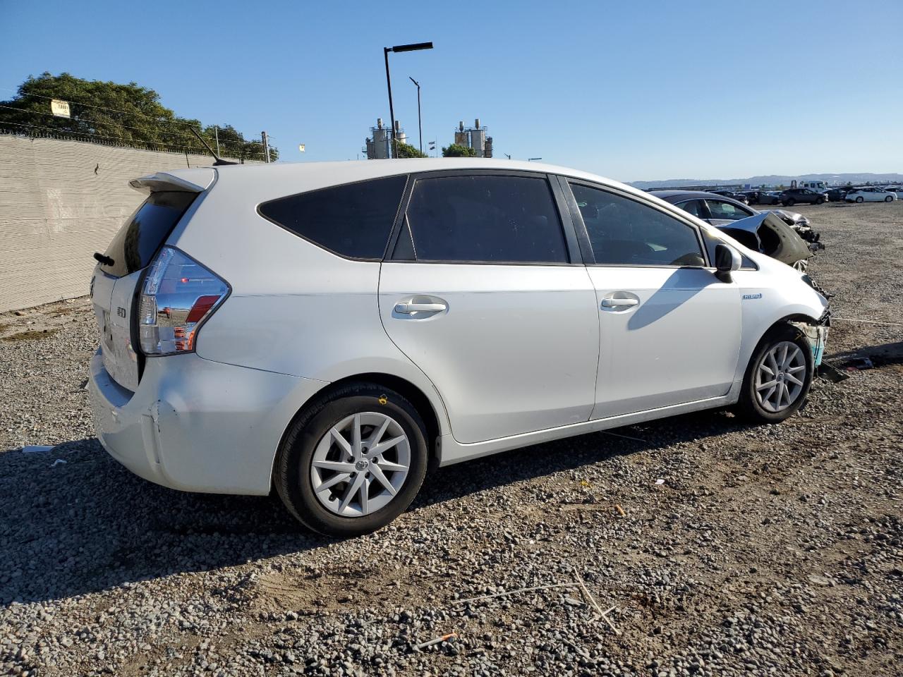 TOYOTA PRIUS V