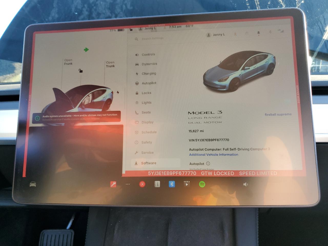 TESLA MODEL 3