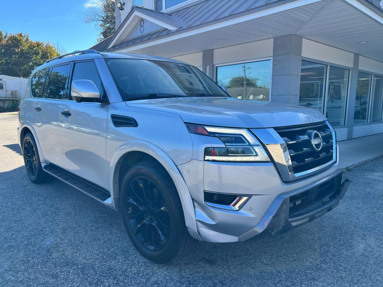 NISSAN ARMADA SL