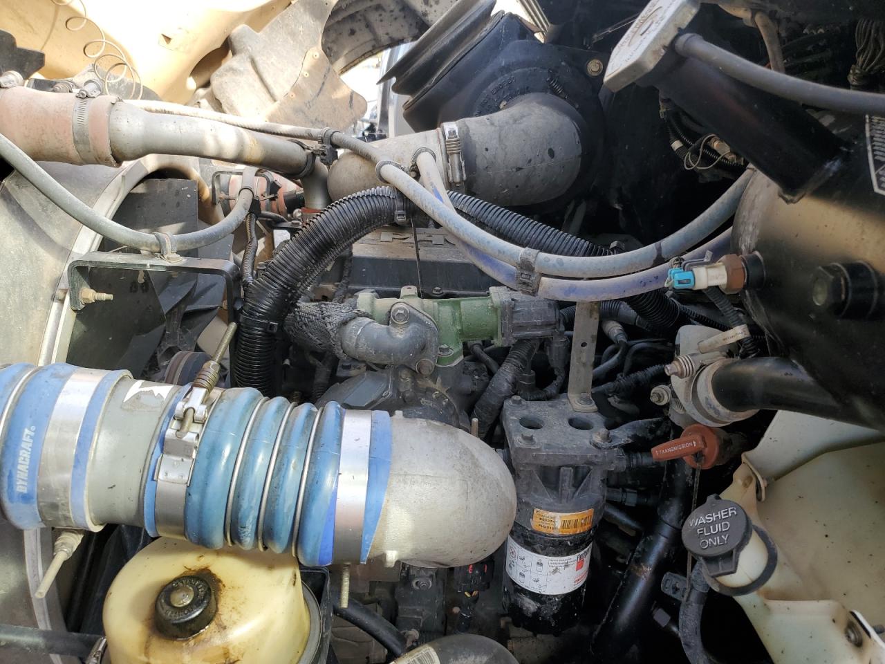 Lot #3277080173 2015 KENWORTH T300