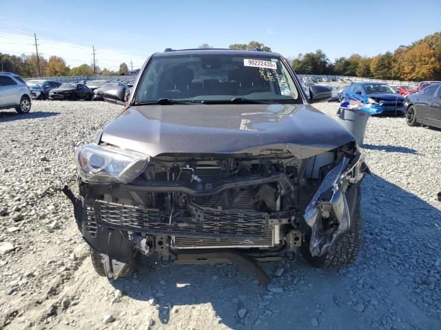 2022 TOYOTA 4RUNNER SR - JTEEU5JR1N5251720