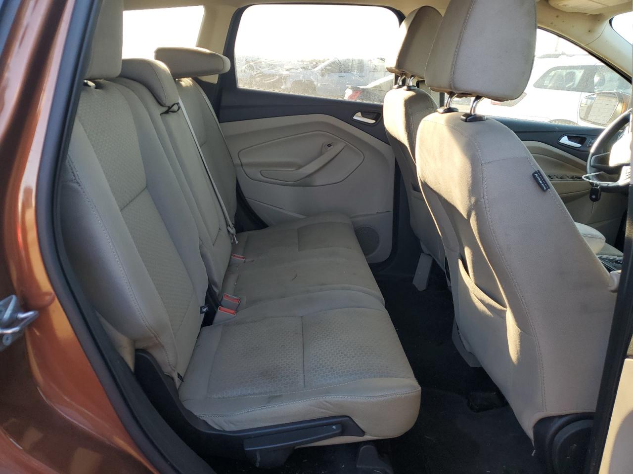 FORD ESCAPE SE