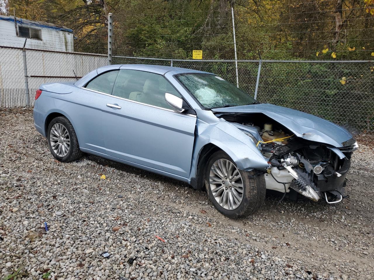 CHRYSLER 200 LIMITED