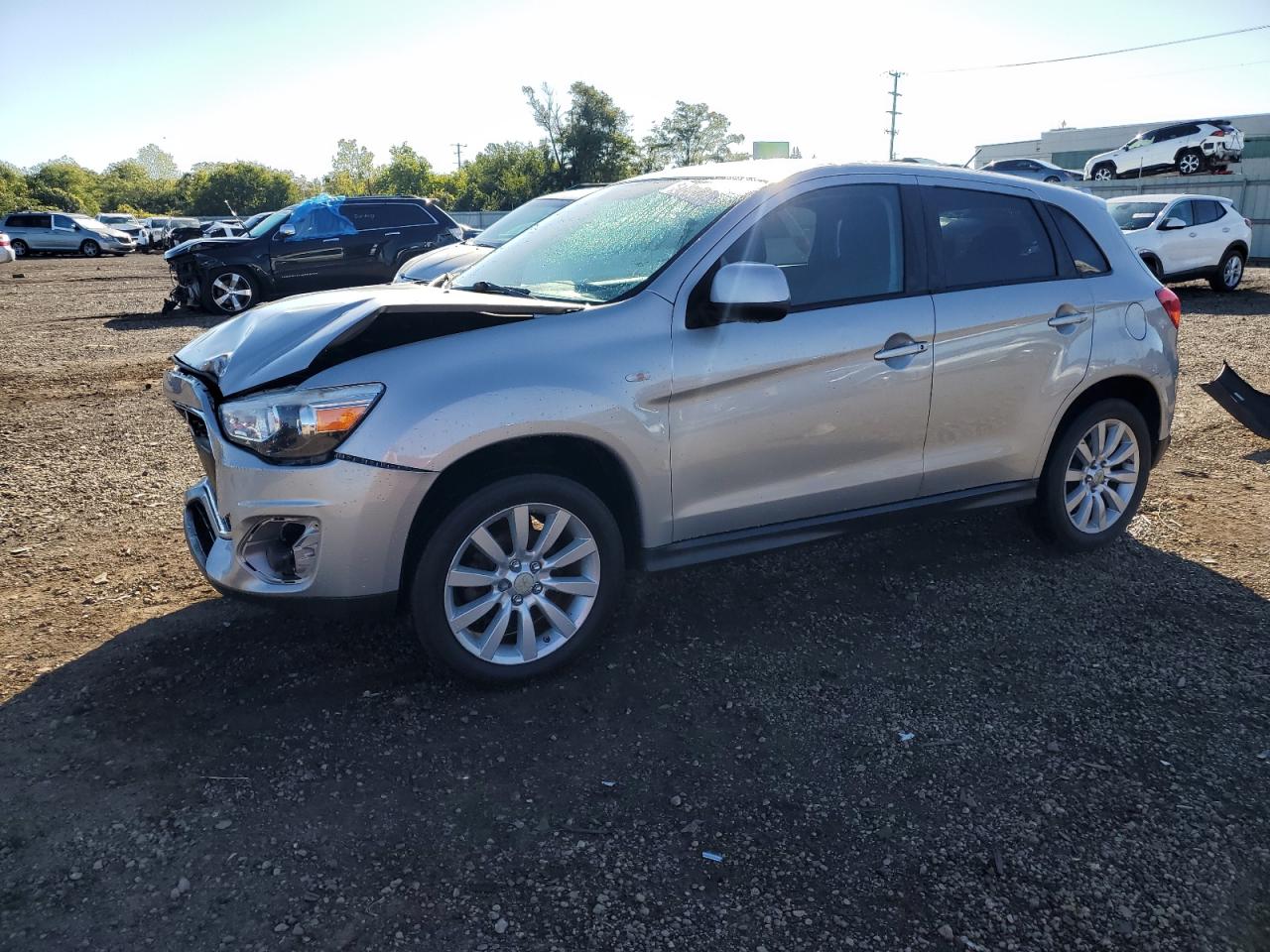 MITSUBISHI OUTLANDER ES