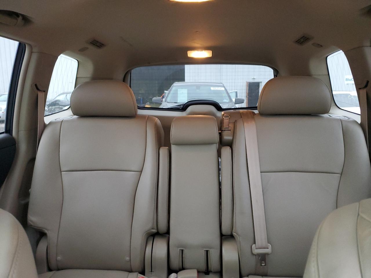 TOYOTA HIGHLANDER LIMITED