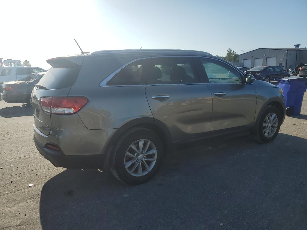 KIA SORENTO LX