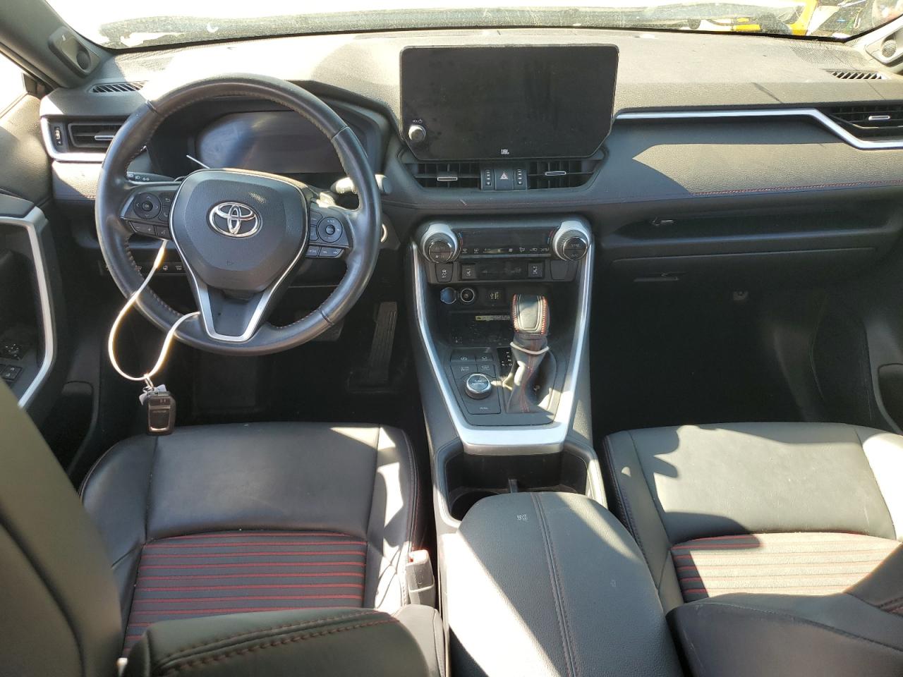 TOYOTA RAV4 XSE
