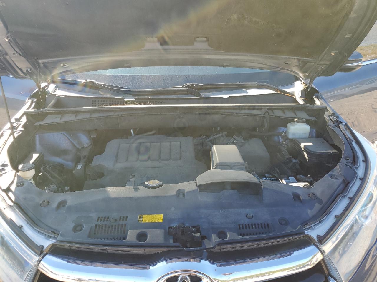 TOYOTA HIGHLANDER LIMITED