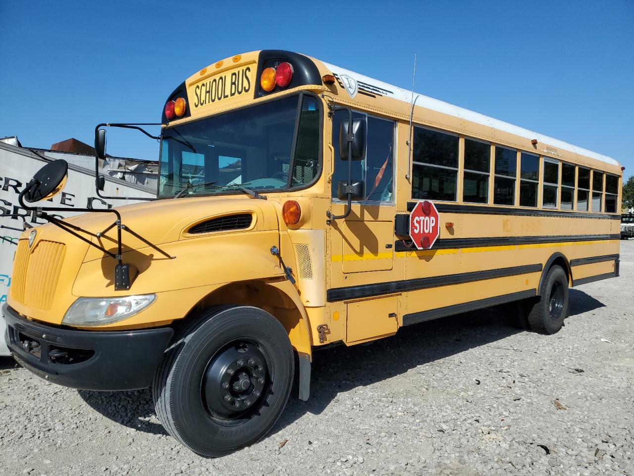 Lot #3286740292 2013 IC CORPORATION 3000 CE