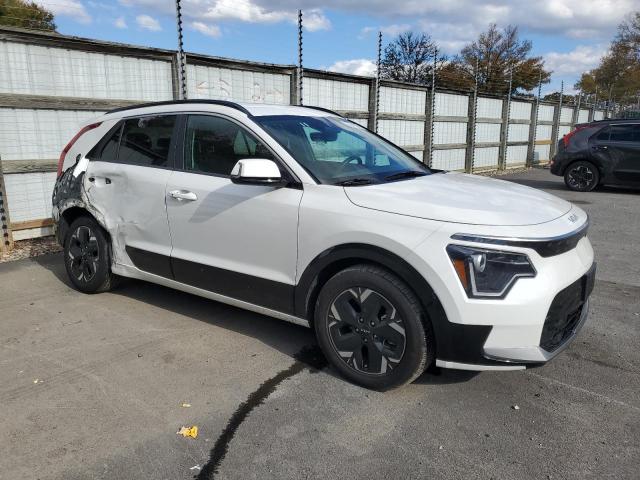 2024 KIA NIRO WIND - KNDCR3L13R5113529