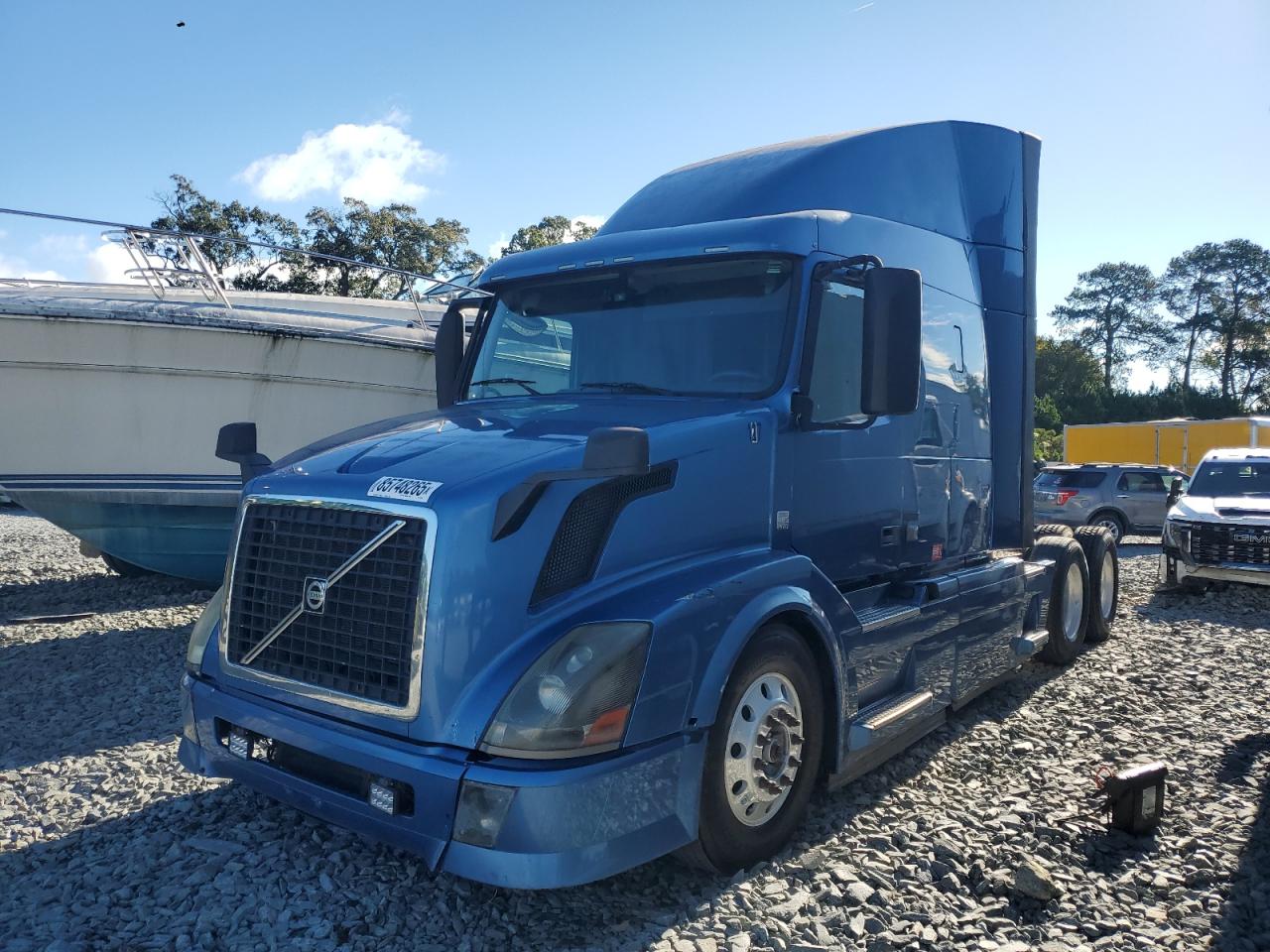 Lot #3264427449 2013 VOLVO VN VNL