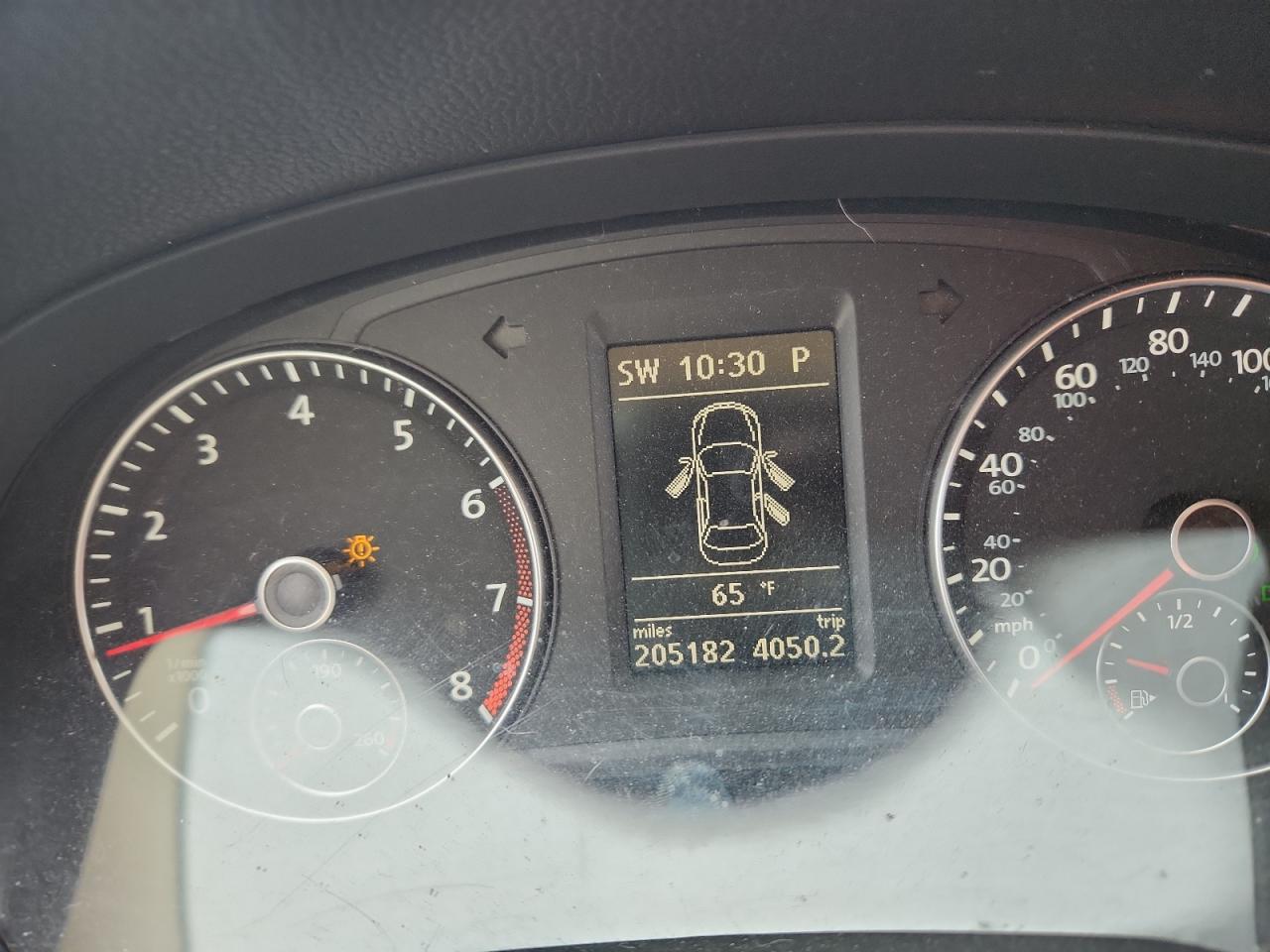 VOLKSWAGEN PASSAT SE