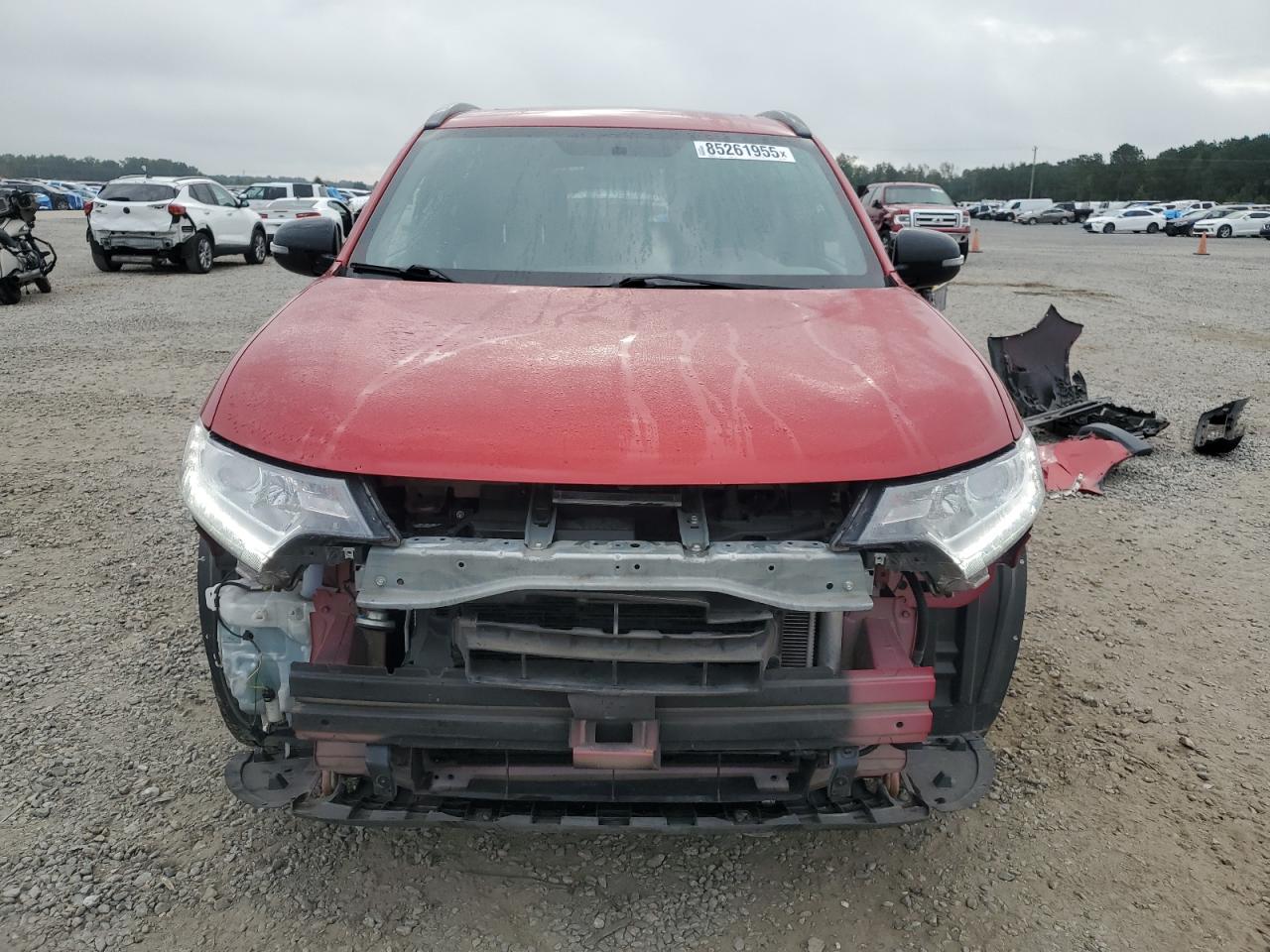 MITSUBISHI OUTLANDER SE