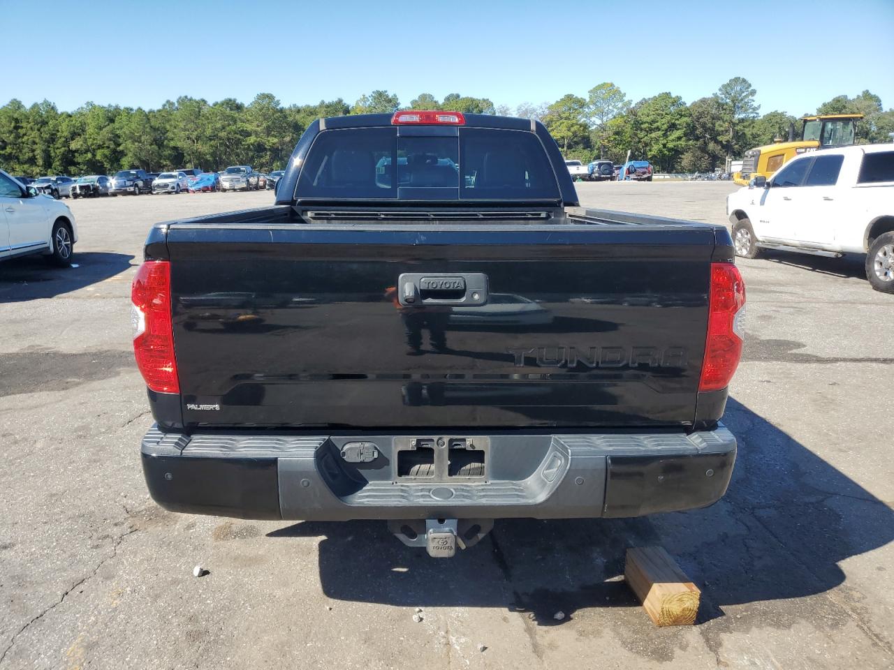 TOYOTA TUNDRA DOUBLE CAB LIMITED