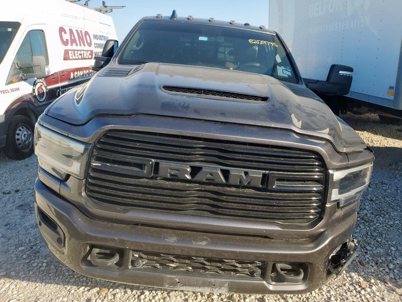 RAM 2500 LARAMIE