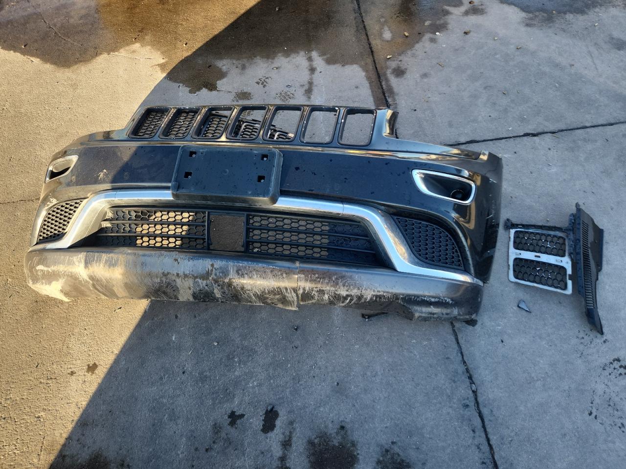 JEEP GRAND CHEROKEE SUMMIT