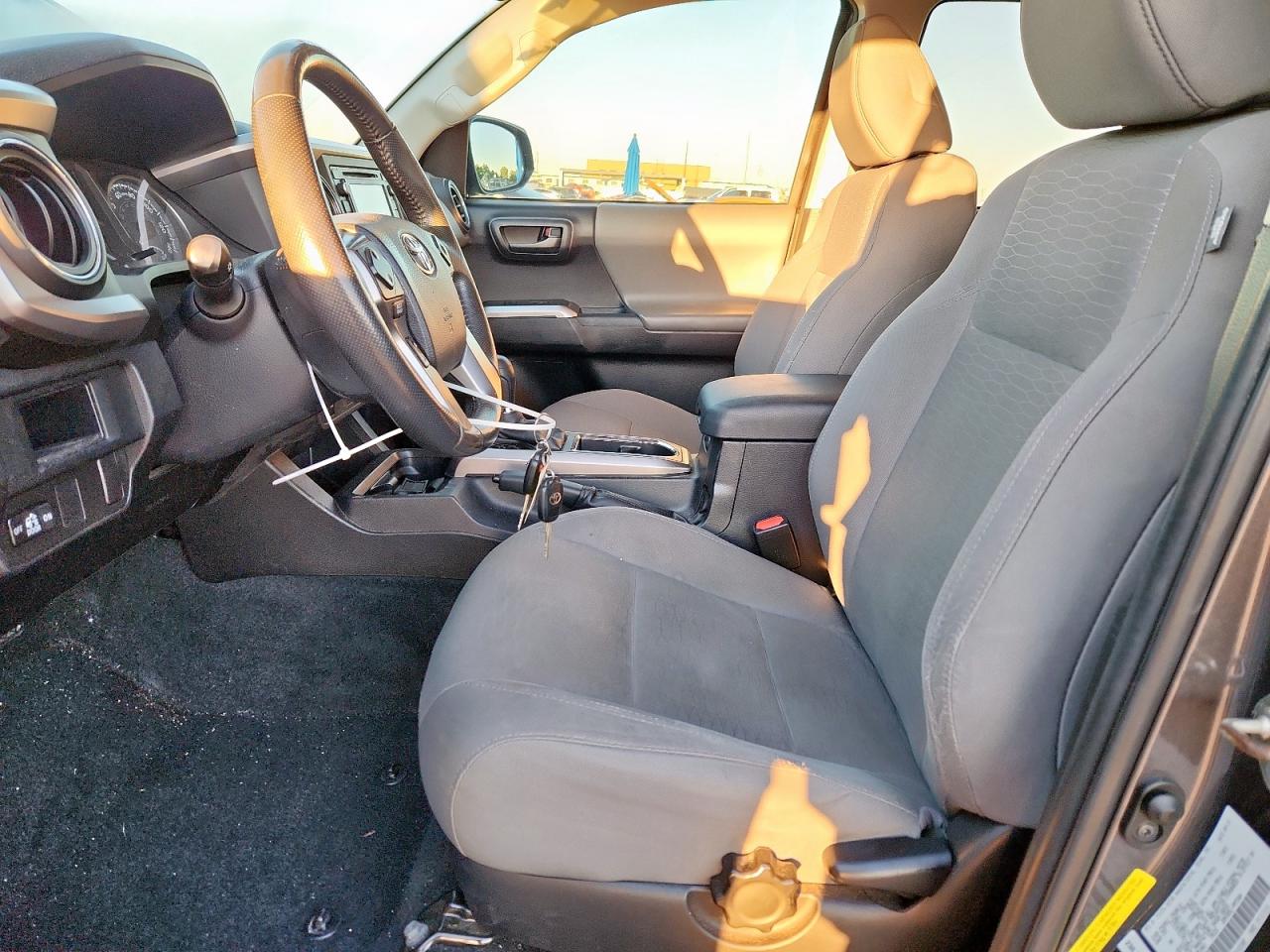 TOYOTA TACOMA DOUBLE CAB