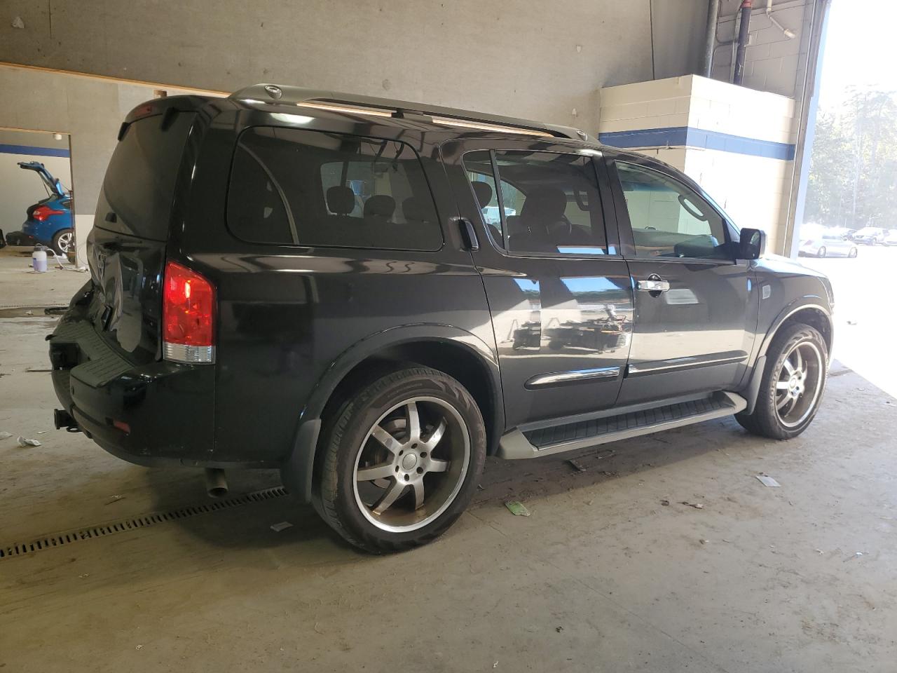 NISSAN ARMADA SV