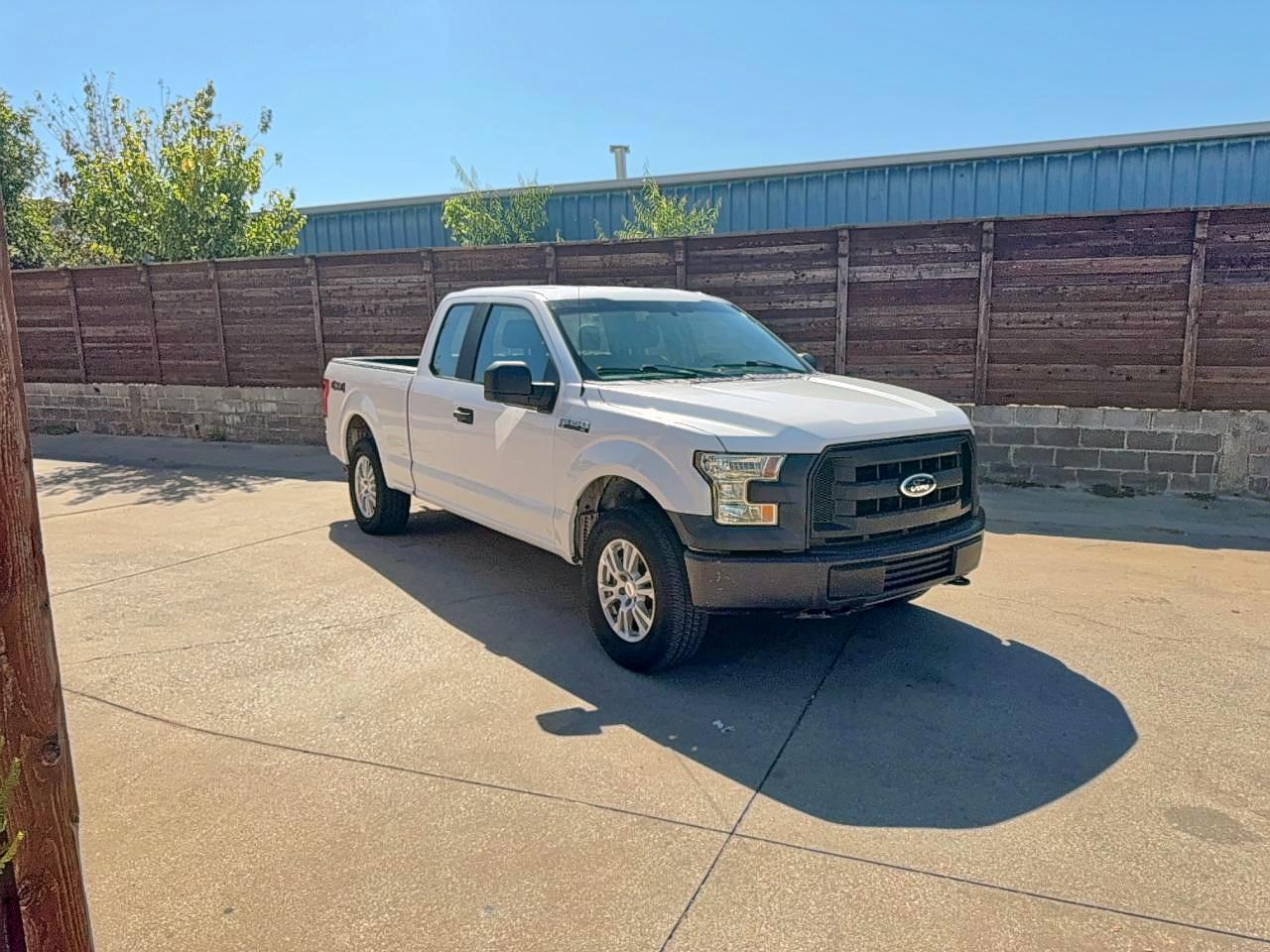 FORD F-150 SUPER CAB