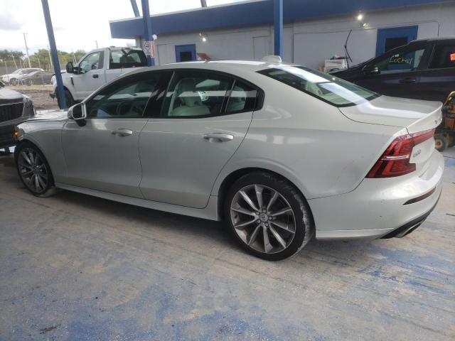 2019 VOLVO S60 T5 MOM 7JR102FK9KG009235