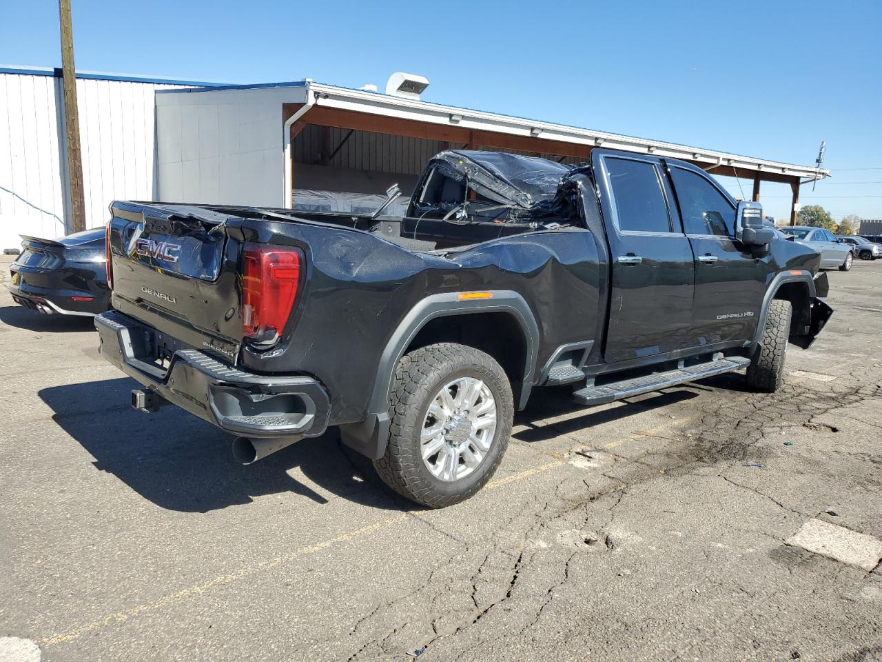 GMC SIERRA K2500 DENALI