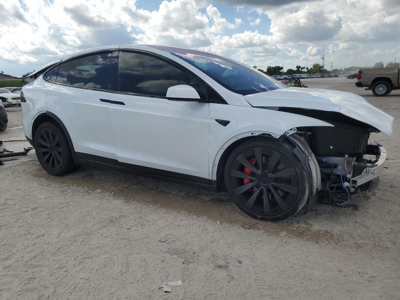 TESLA MODEL X