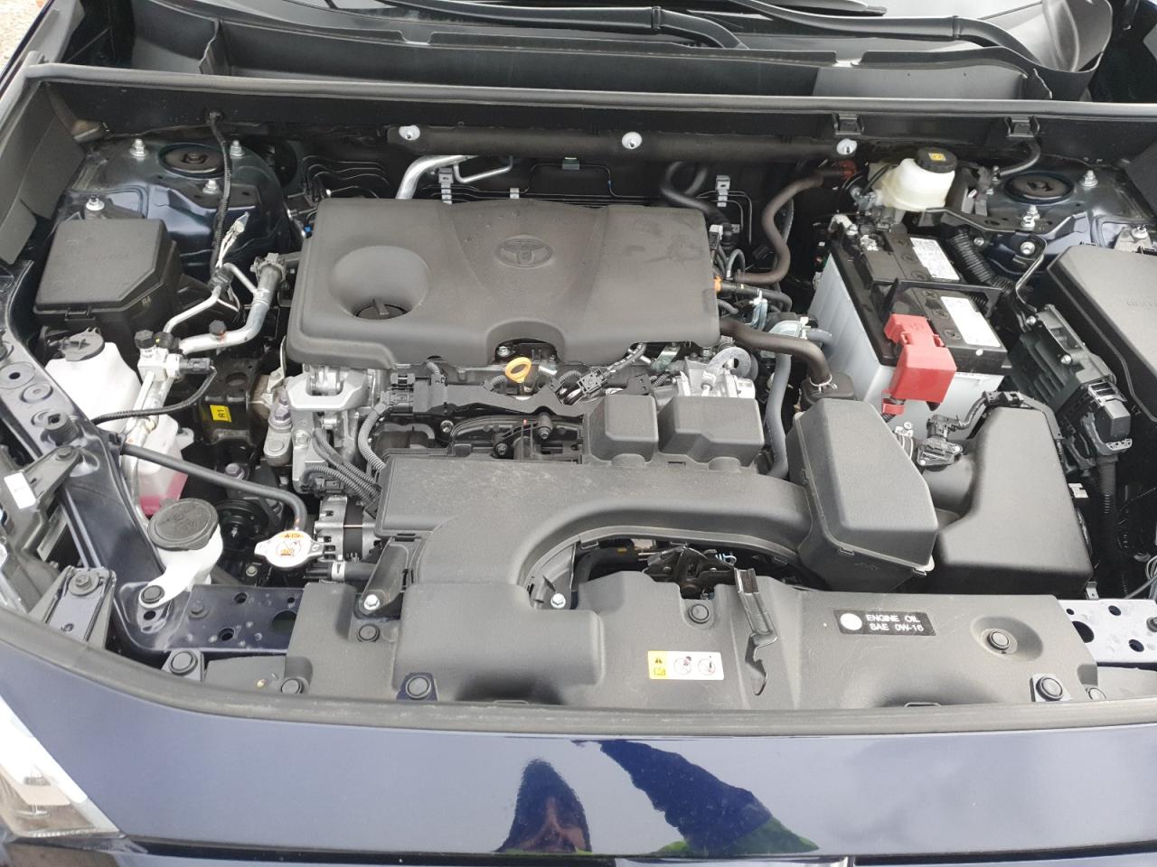 TOYOTA RAV4 XLE PREMIUM