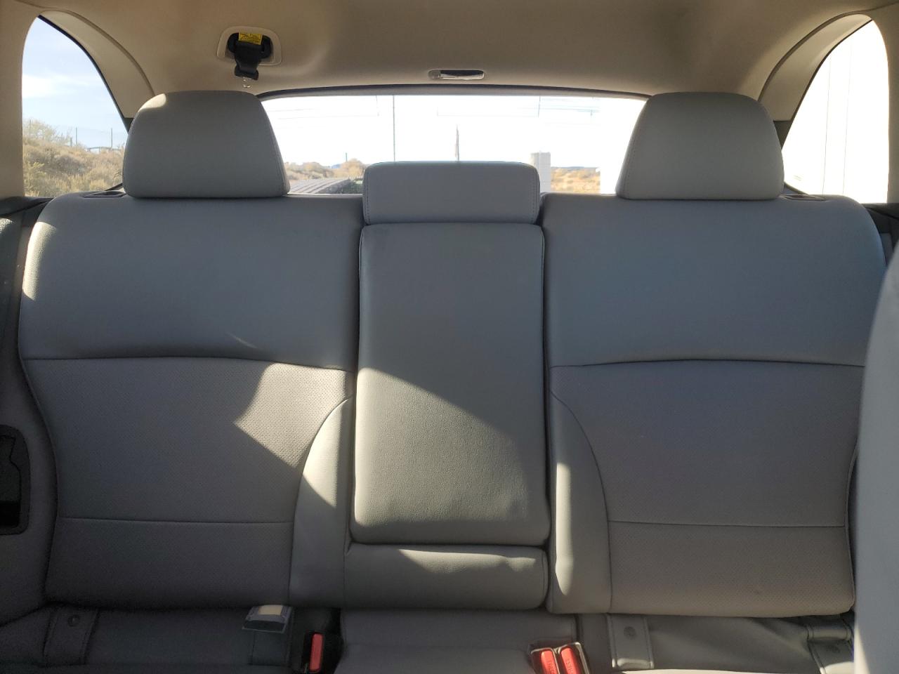 SUBARU OUTBACK 3.6R LIMITED