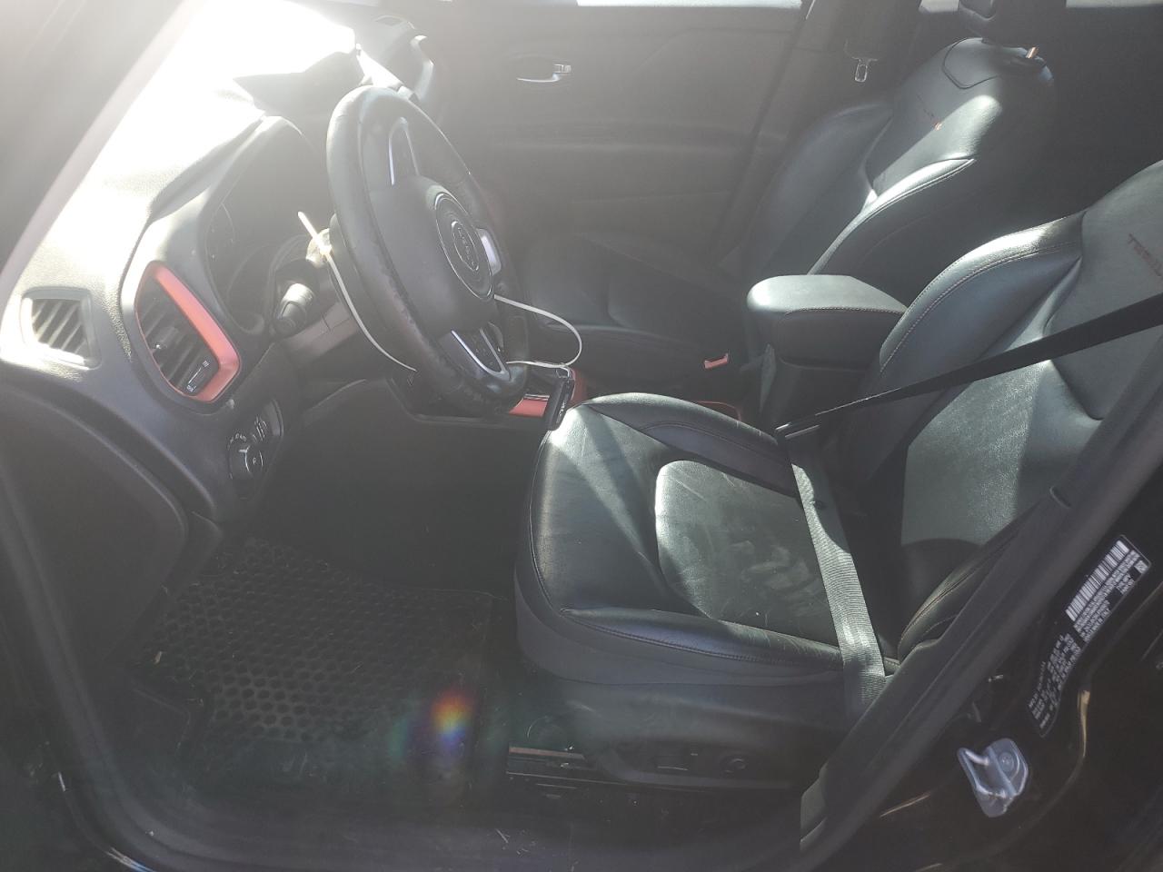 JEEP RENEGADE TRAILHAWK