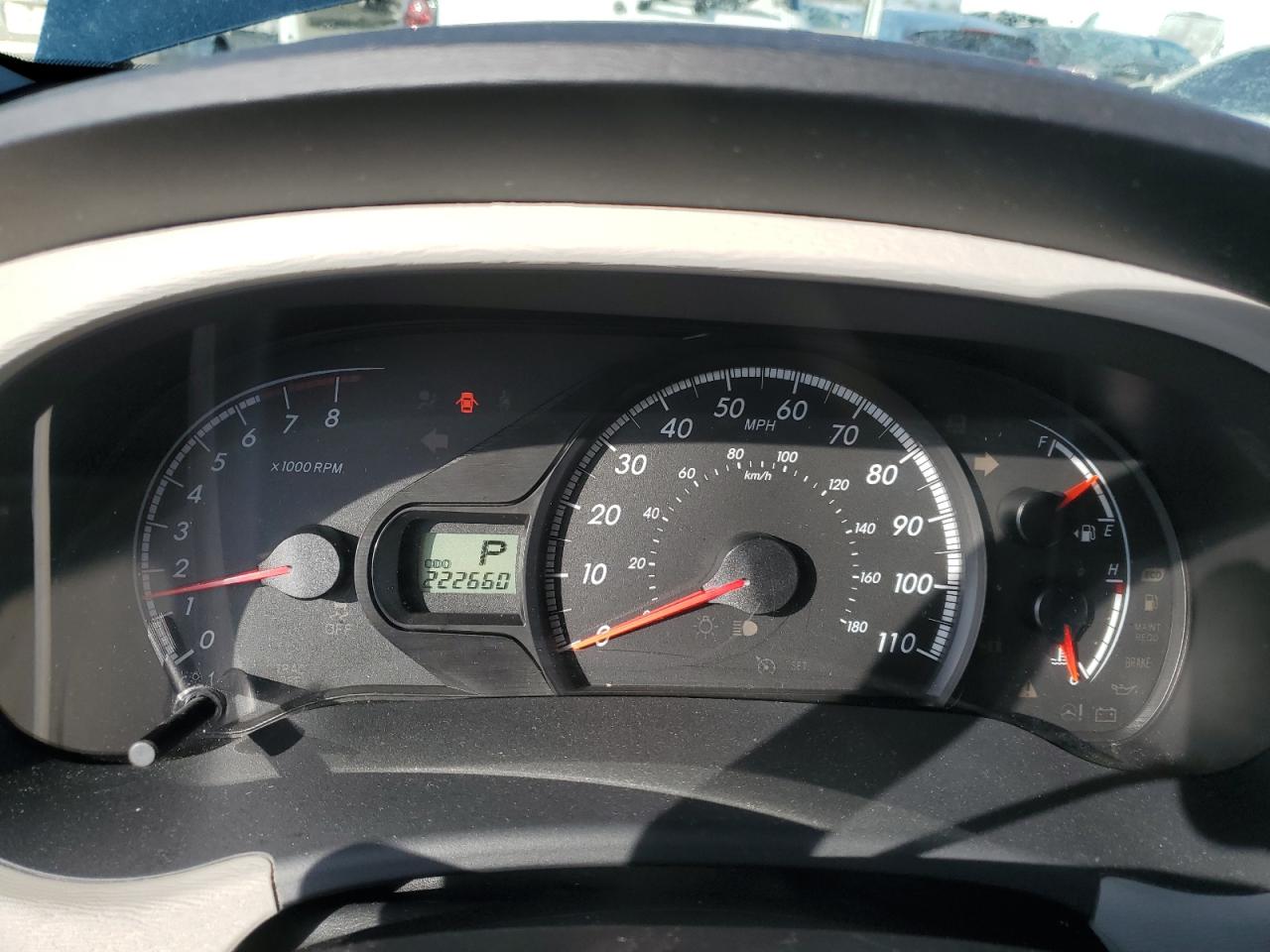 Lot #3287593009 2012 TOYOTA SIENNA LE