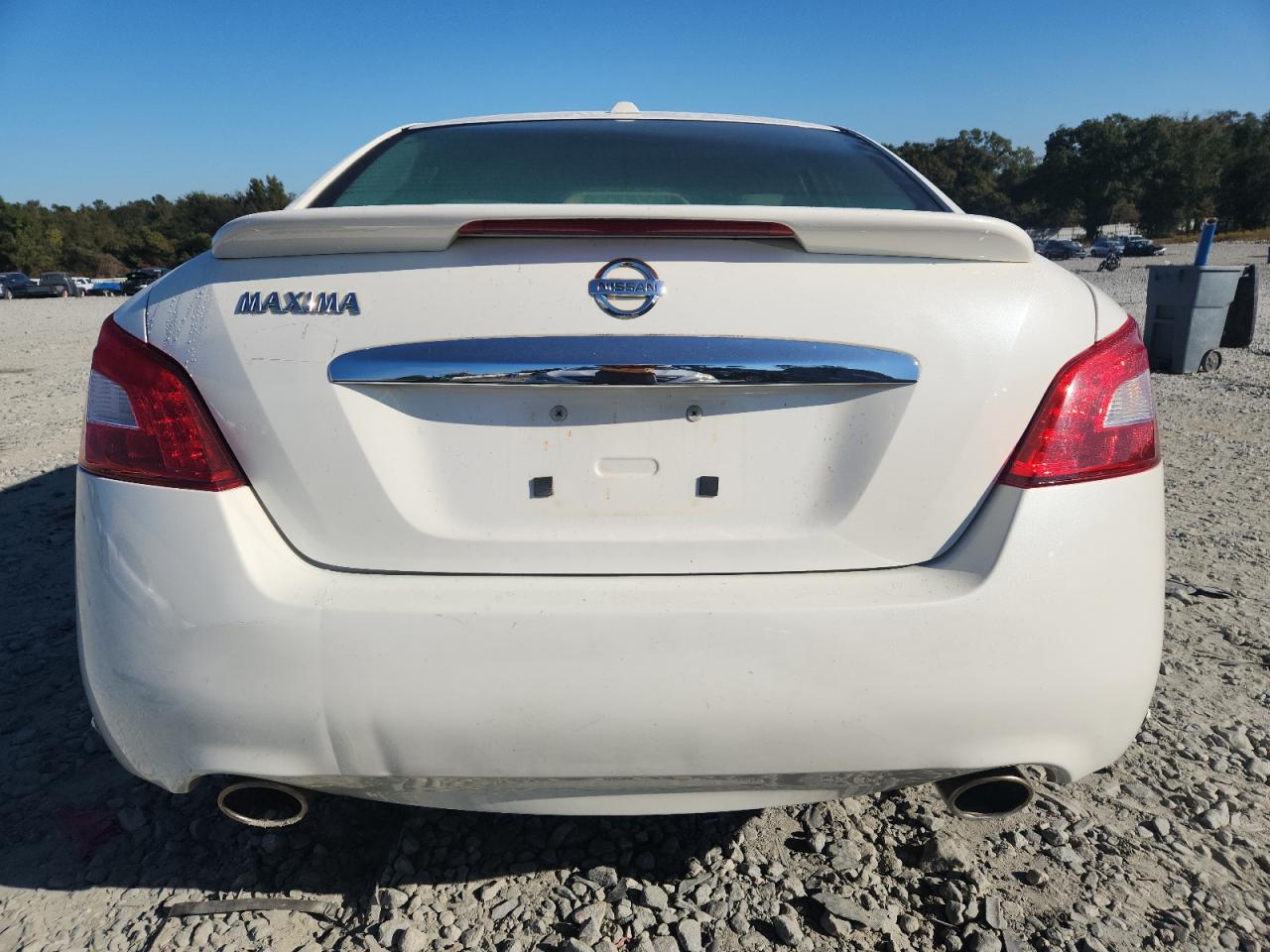NISSAN MAXIMA S