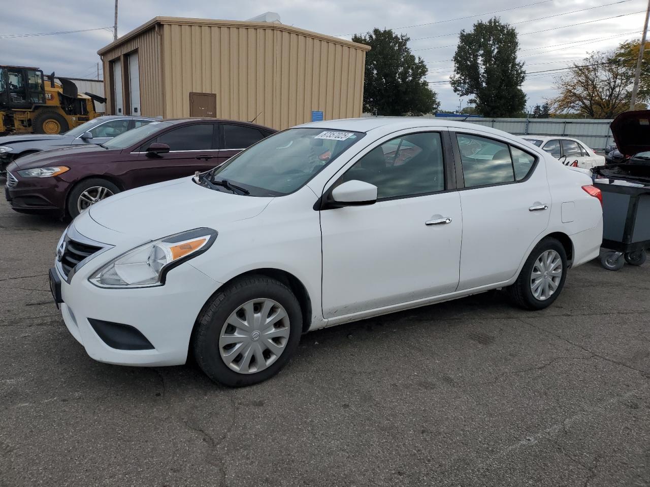 NISSAN VERSA S
